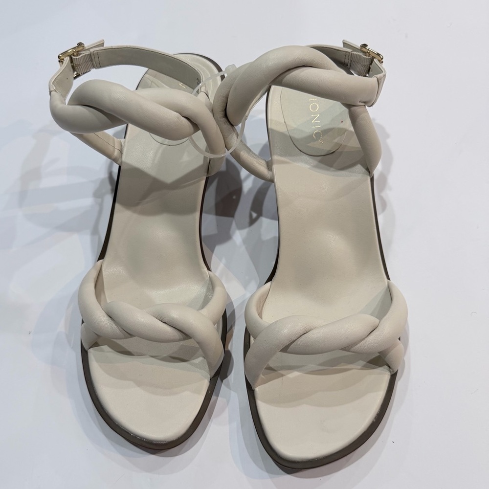 Vionic Cream Braided Sandals